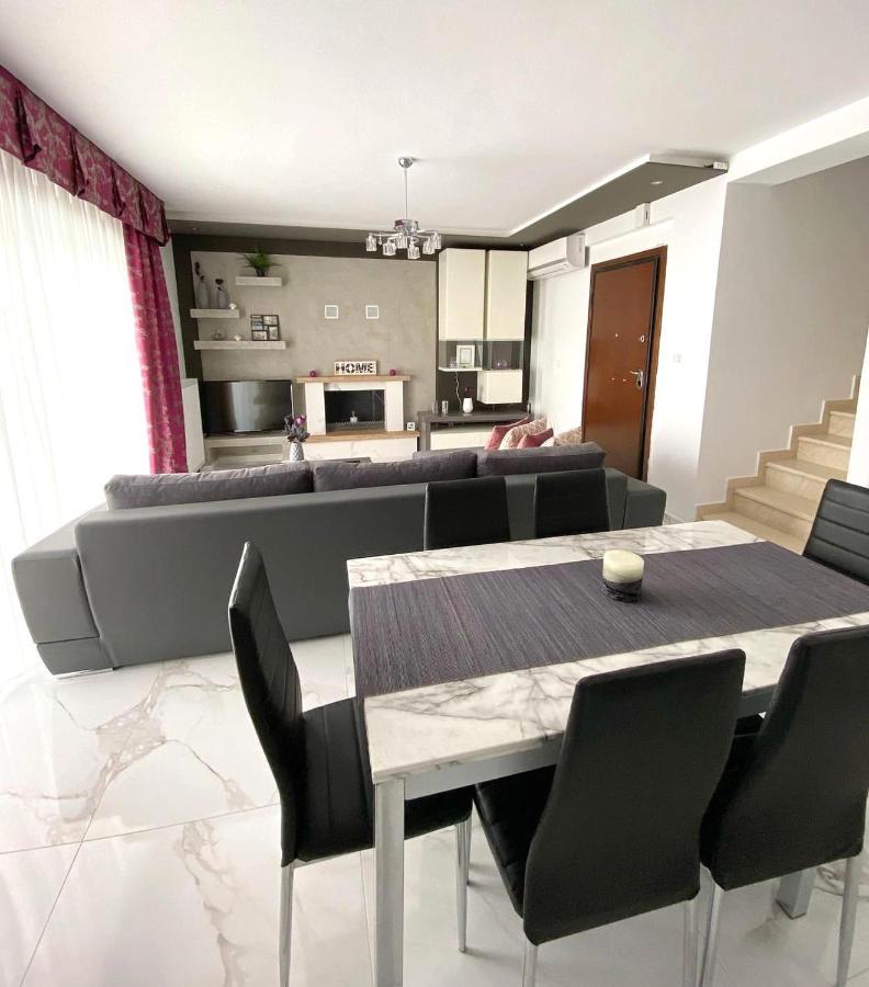 הוילה פאליאורי Earthy Boutique Luxurious House -Marble Luxury House מראה חיצוני תמונה